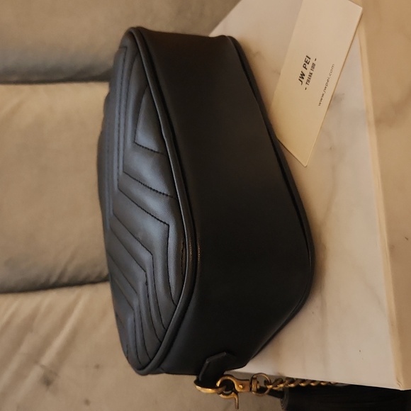 JW Pei Camera Bag - Picture 3 of 5